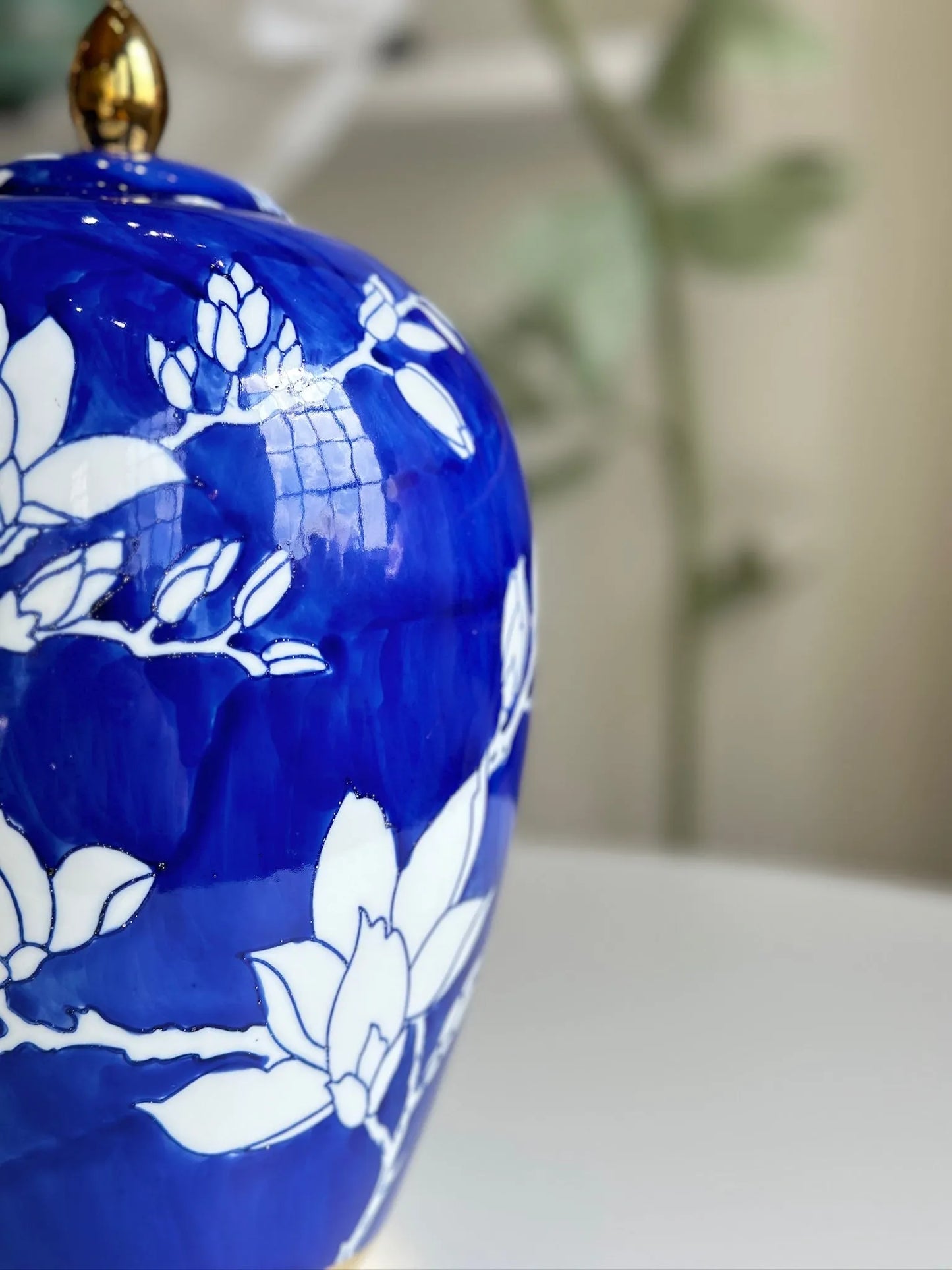 Midnight Garden Gilded Vase - Mellow