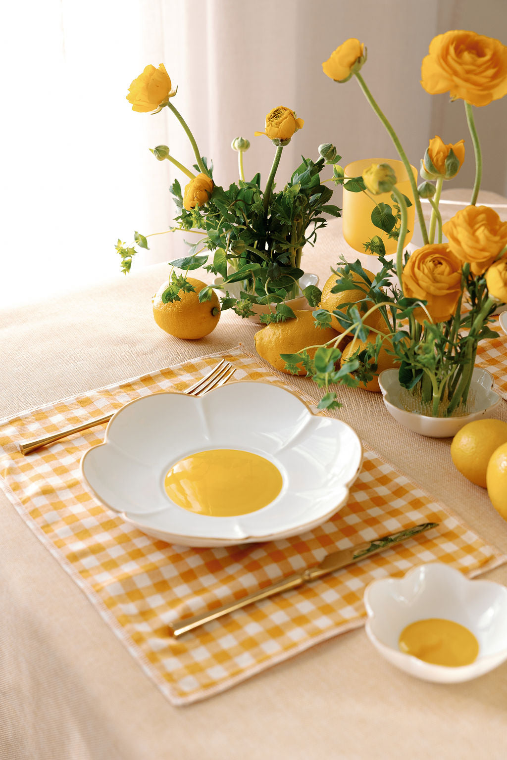 Daisy Bloom Porcelain Salad Plates, Set of 4