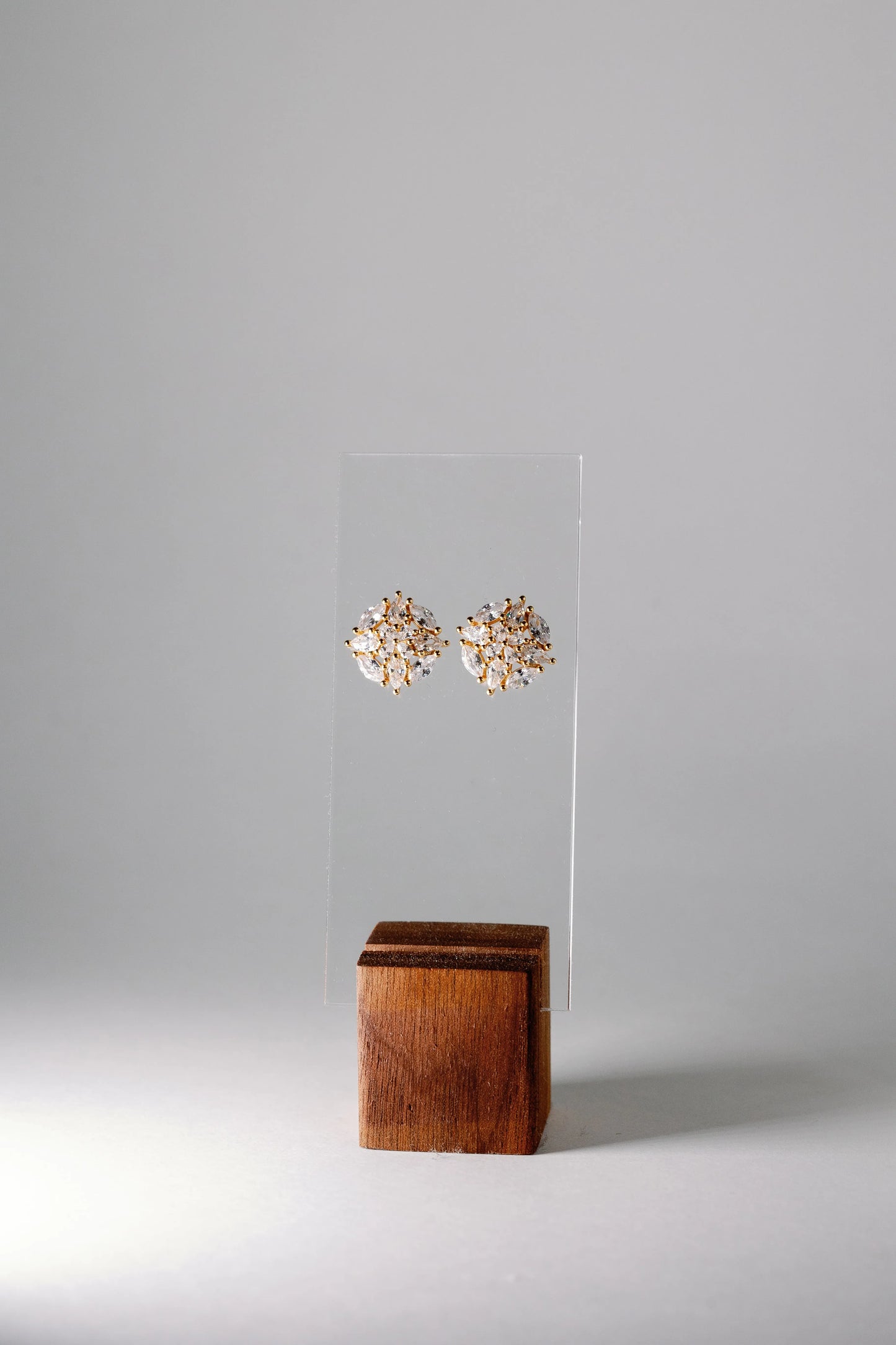 Crystal Starburst Studs - Mellow