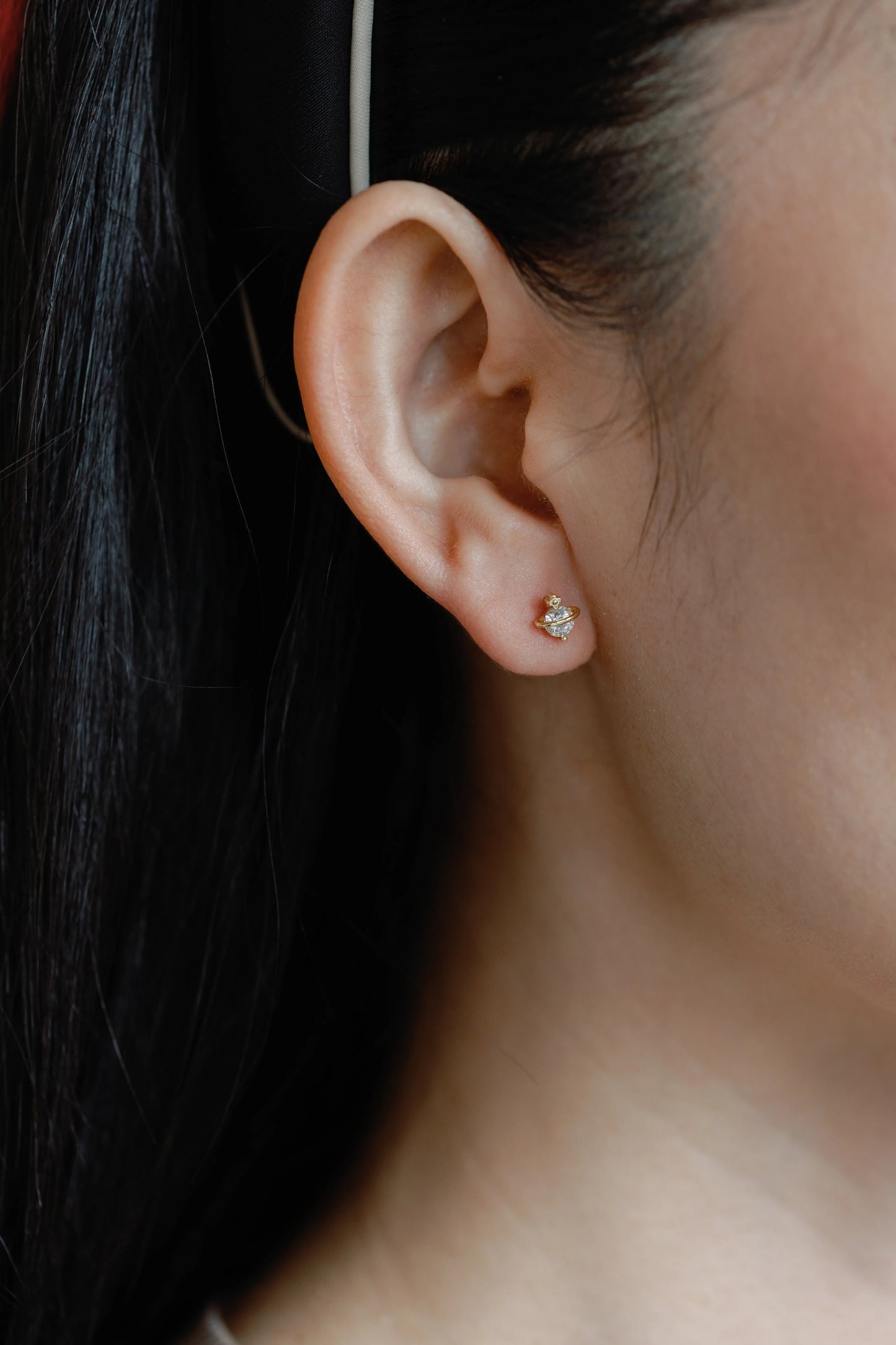 The Astro Crystal Studs - Mellow