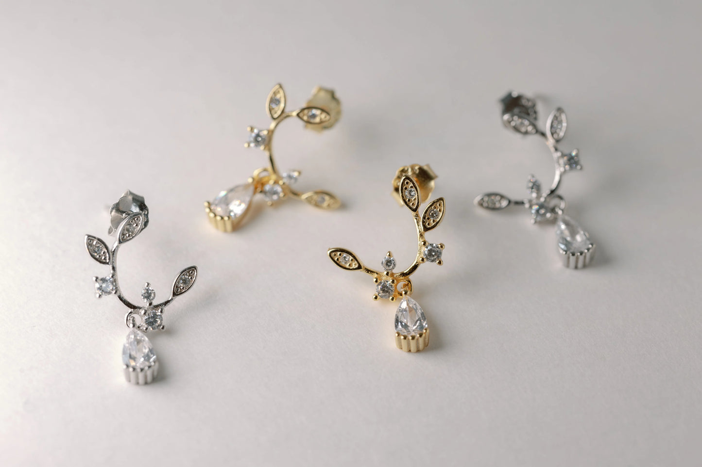 The Crystal Ivy Drops - Mellow