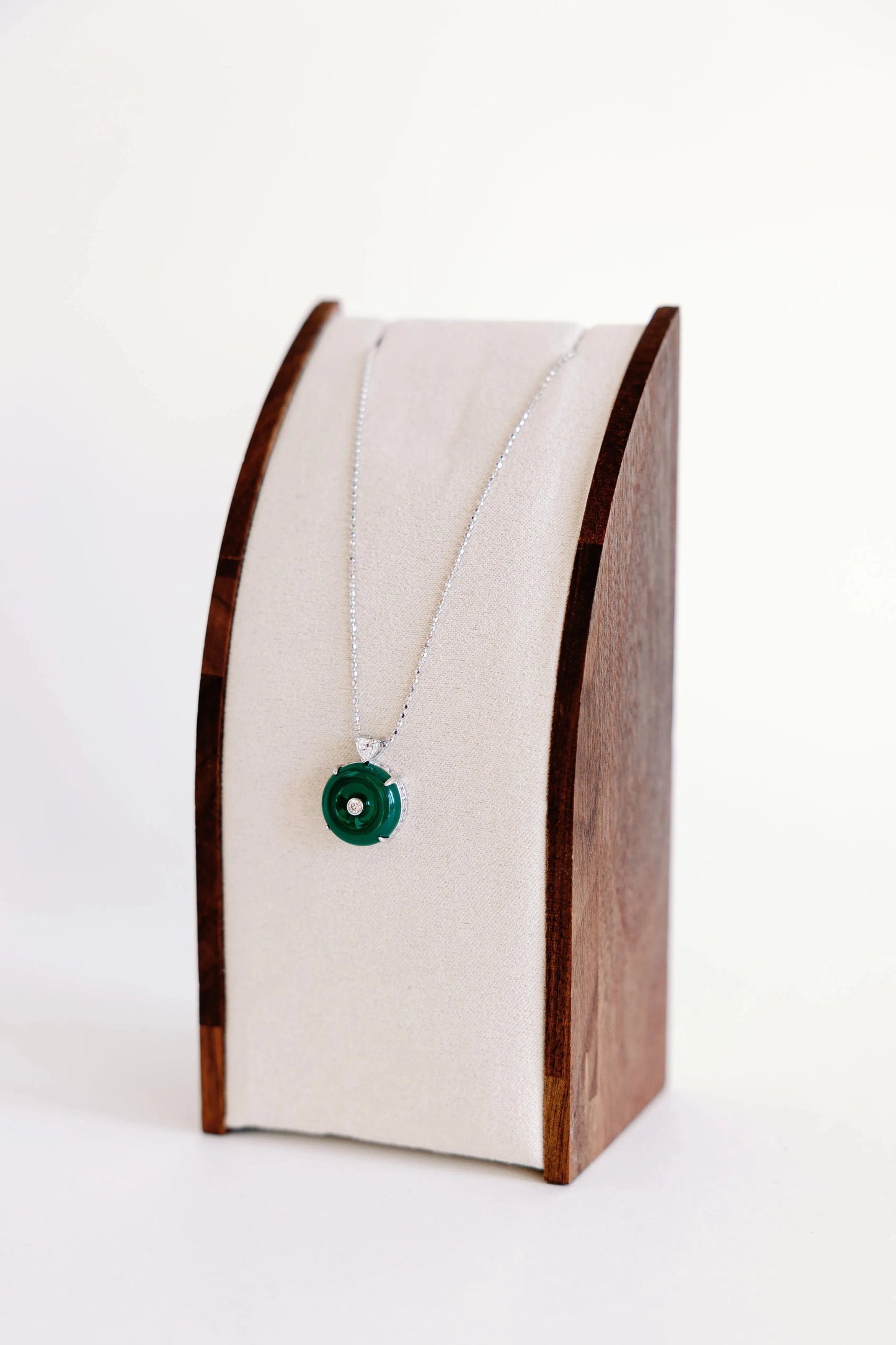 Eternal Jade Necklace - Mellow