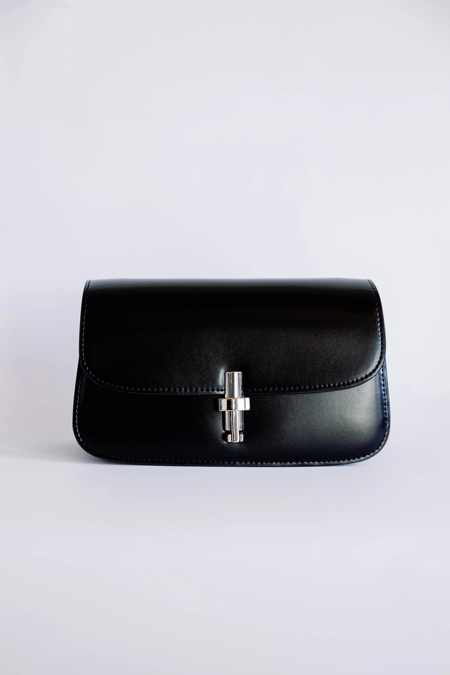 T-Bar Leather Clutch - Mellow