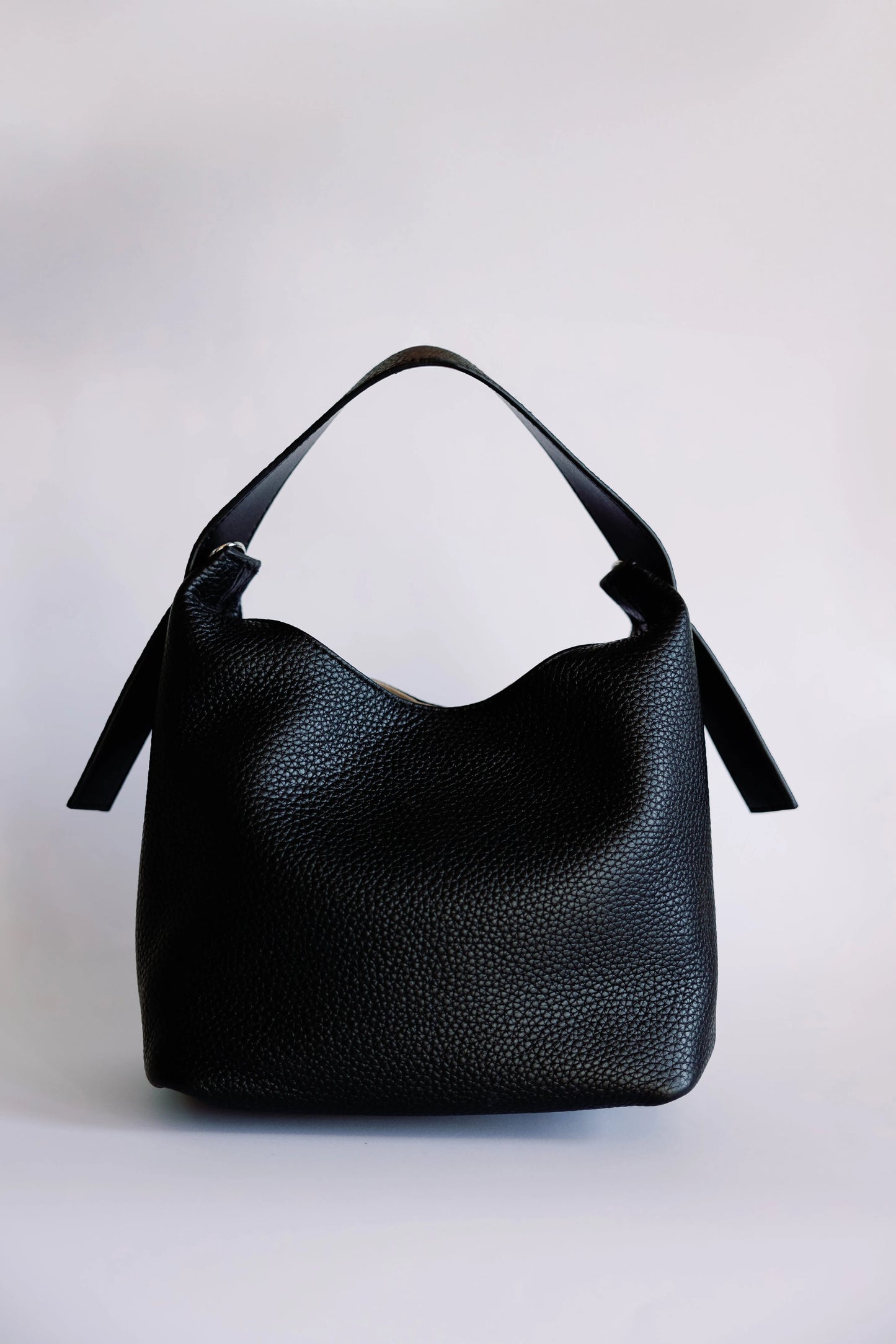 The Pebbled Leather Hobo - Mellow