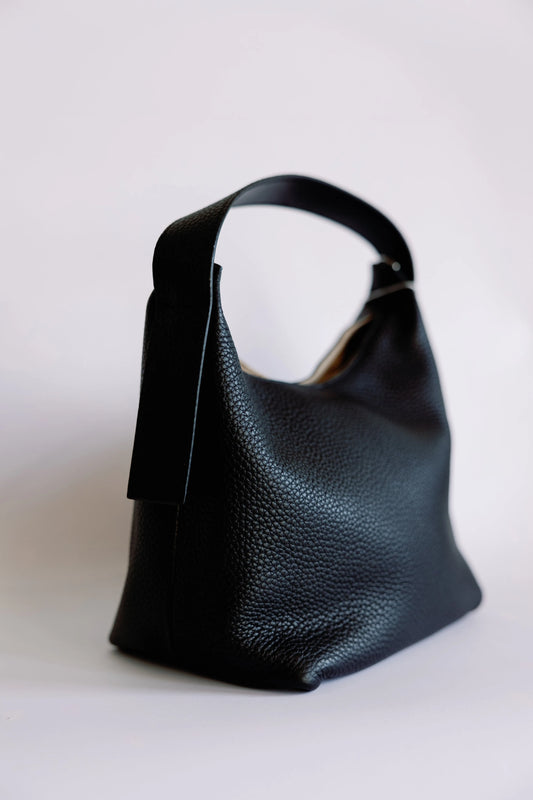 The Pebbled Leather Hobo - Mellow
