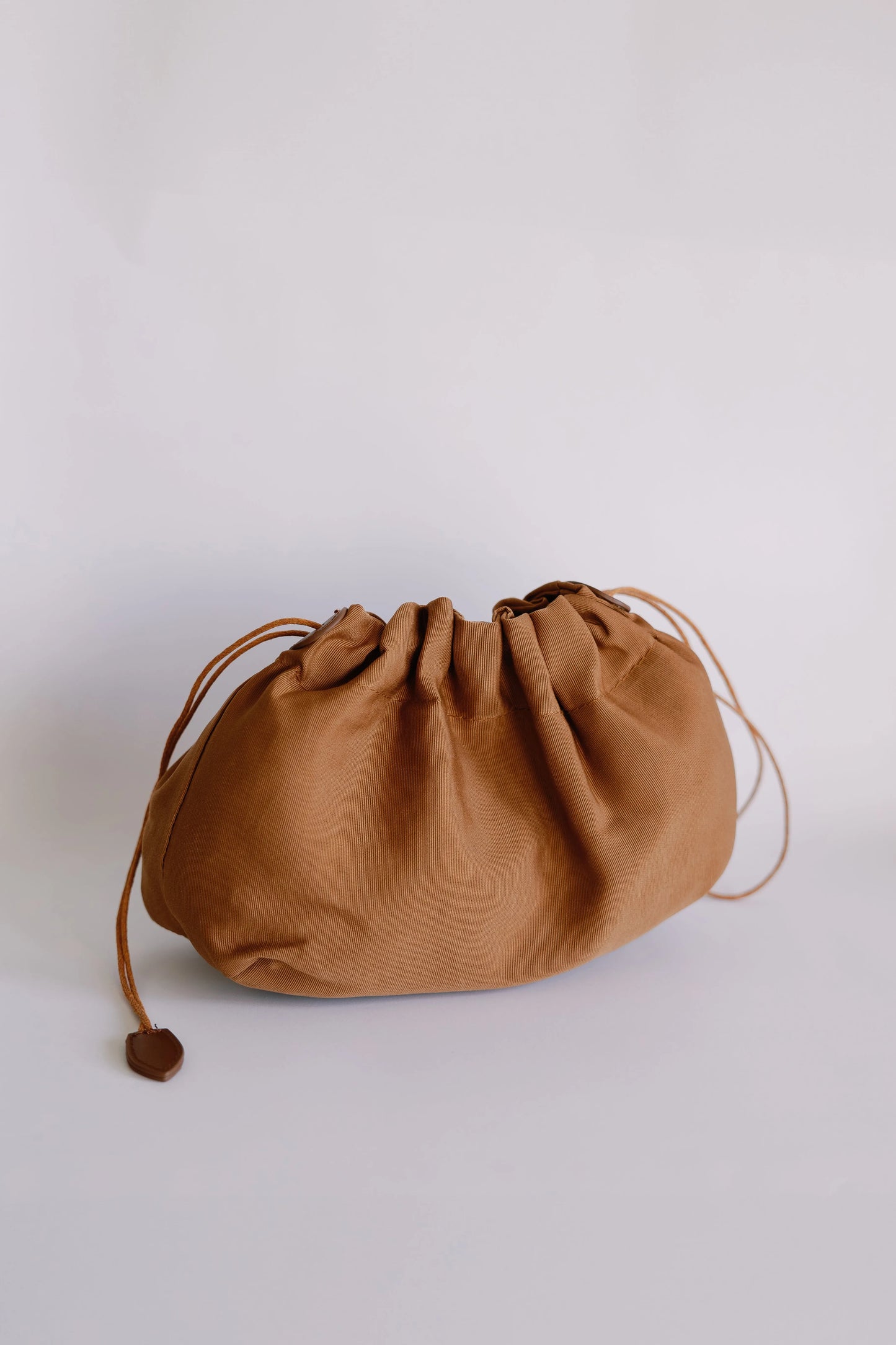 The Woven Leather Clutch - Mellow