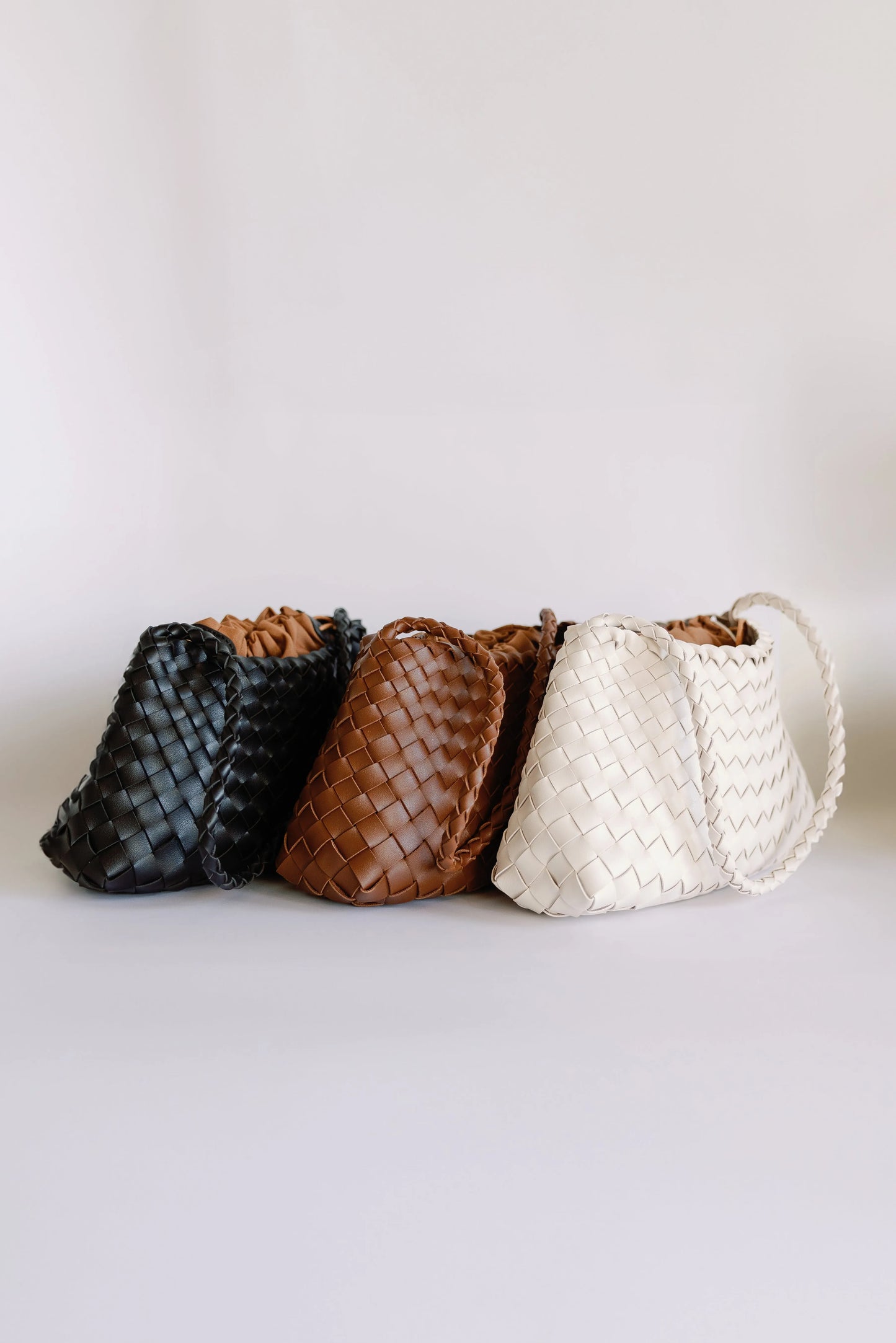 The Woven Leather Clutch - Mellow