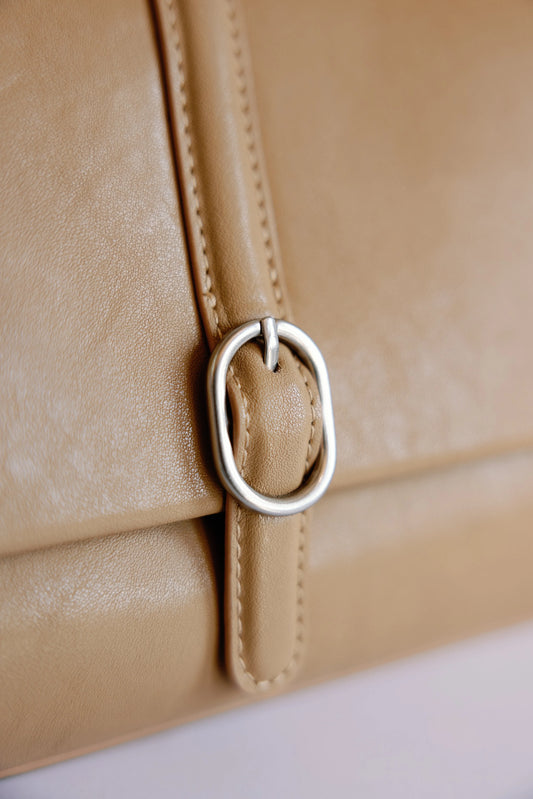 Buckle Clutch - Mellow