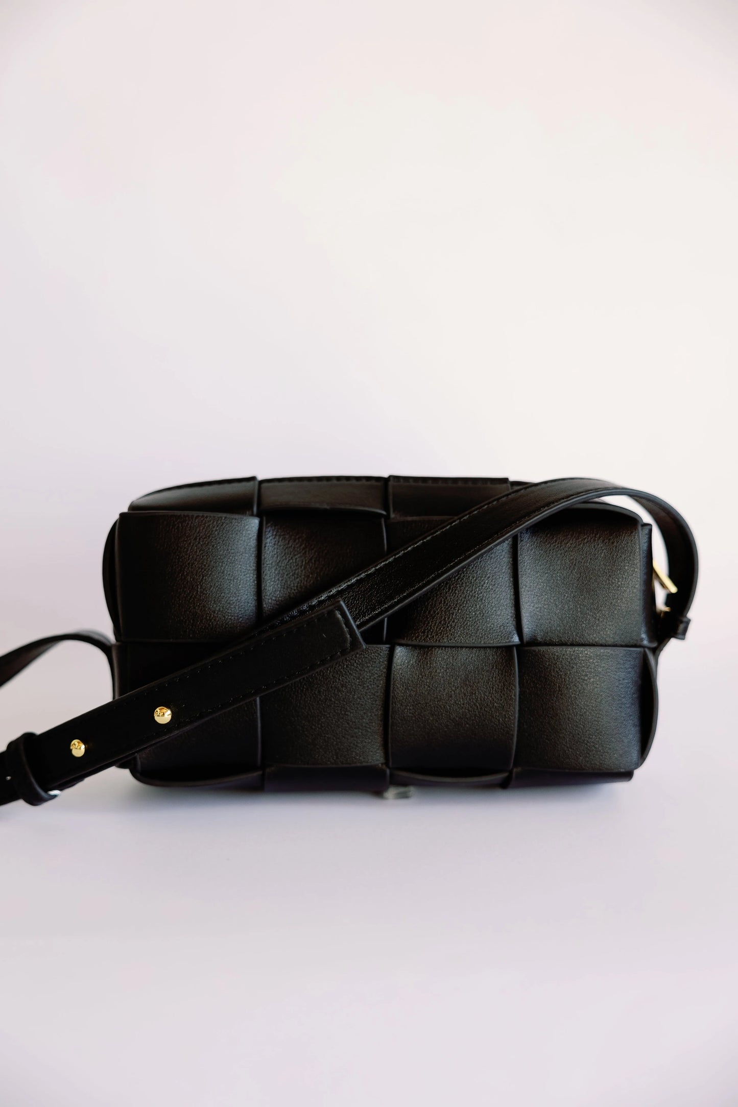 Zippered Mini Woven Crossbody - Mellow