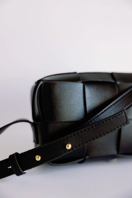 Zippered Mini Woven Crossbody - Mellow