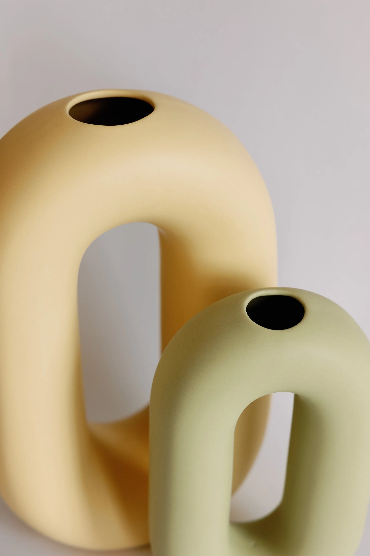 Loop Vase - Mellow