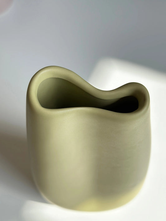 Bifold Vase - Mellow