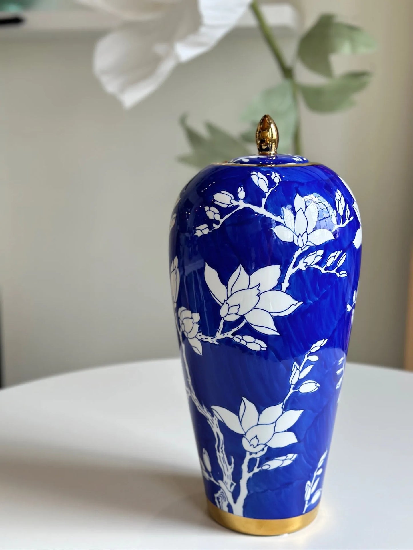 Midnight Garden Gilded Vase - Mellow
