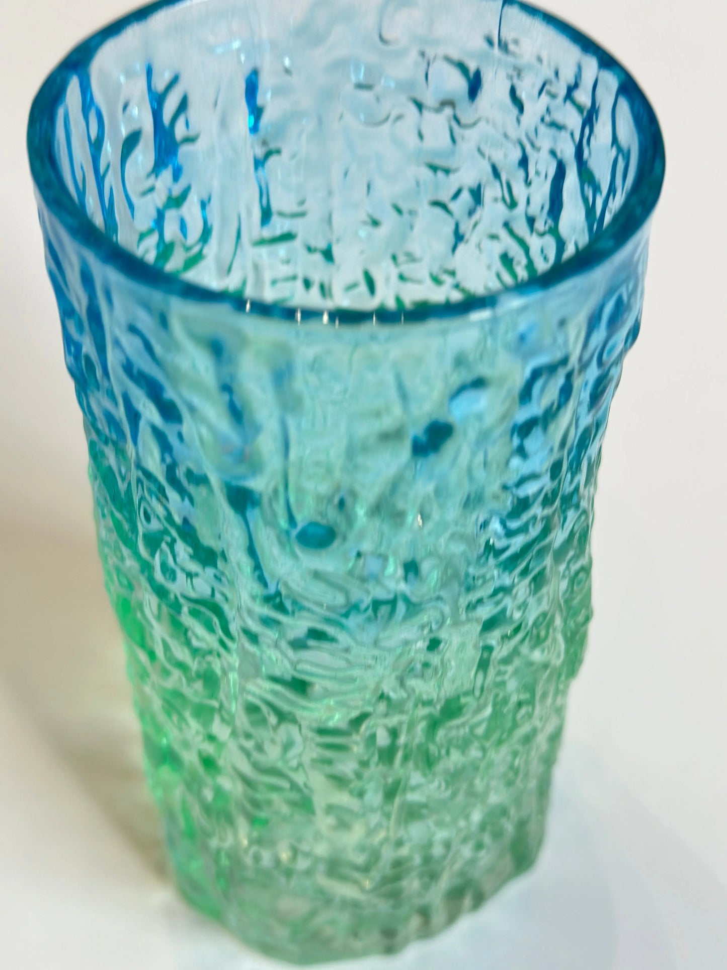 Coastal Hues Glass - Mellow