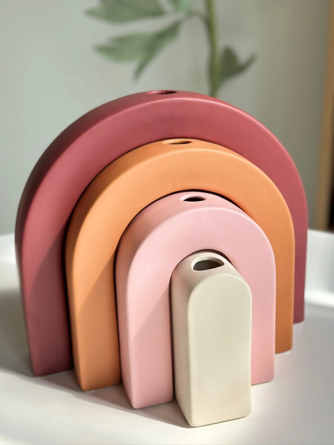 The Art of Display: Creating Harmonious Spaces with Colorblock Vases