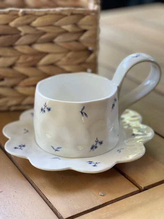 Scalloped Bluebell Mug and Saucer