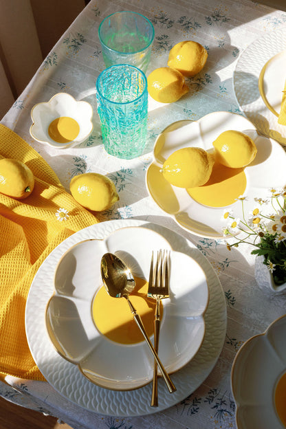 Daisy Bloom Porcelain Salad Plates, Set of 4