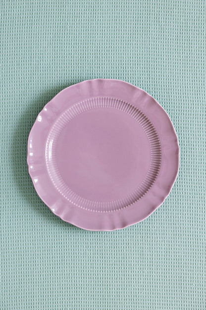 Provence Pleated Porcelain Dinner Plates, Set of 4