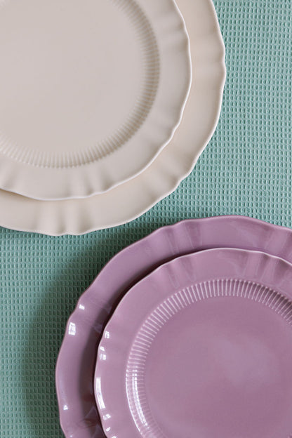 Provence Pleated Porcelain Dinner Plates, Set of 4