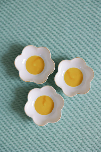 Daisy Bloom Porcelain Sauce Dishes, Set of 4
