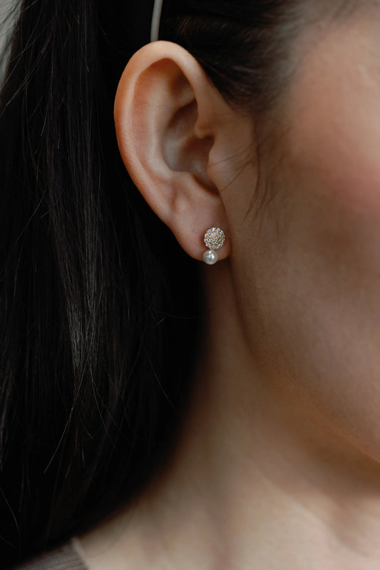 The Starlight & Pearl Studs - Mellow