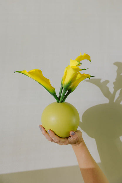 Ceramic Mini Orb Bud Vases