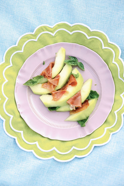 Provence Pleated Porcelain Dinnerware Set of 4