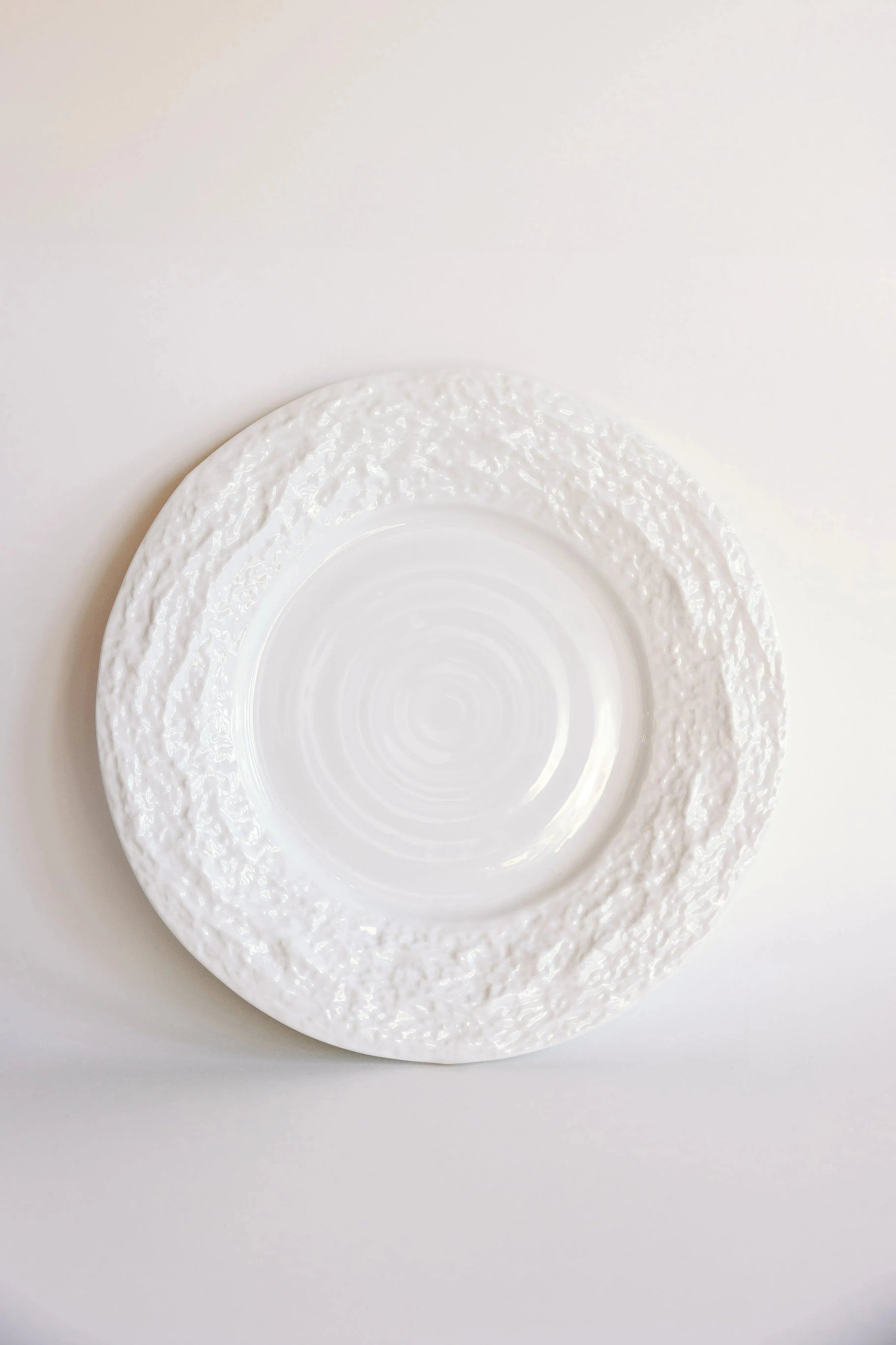 Snow Rim Plate - Mellow