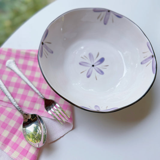 Sculpted Orchid Porcelain Serving Bowl, Set of 4