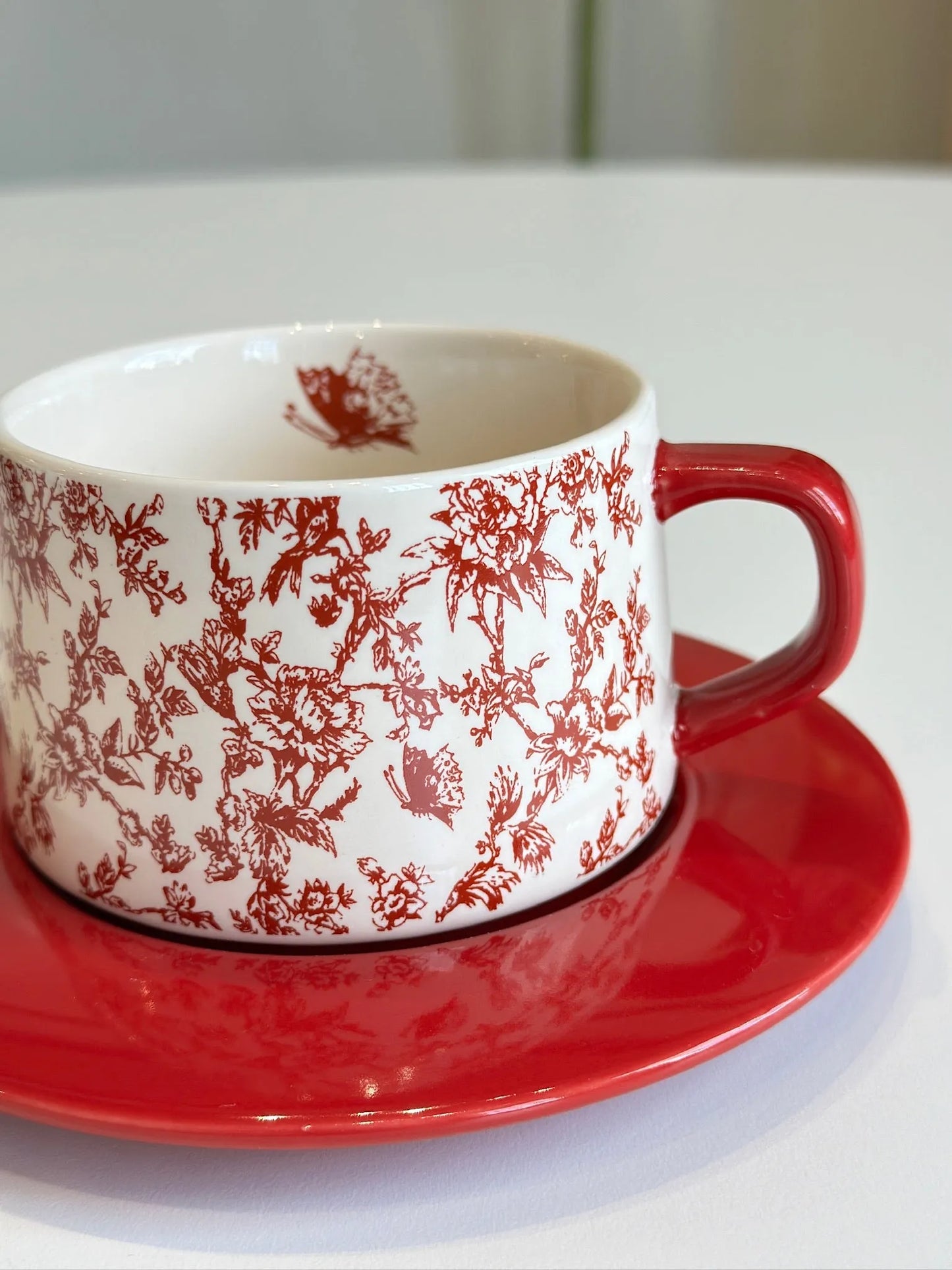 Garden Vignette Saucer and Mug - Mellow