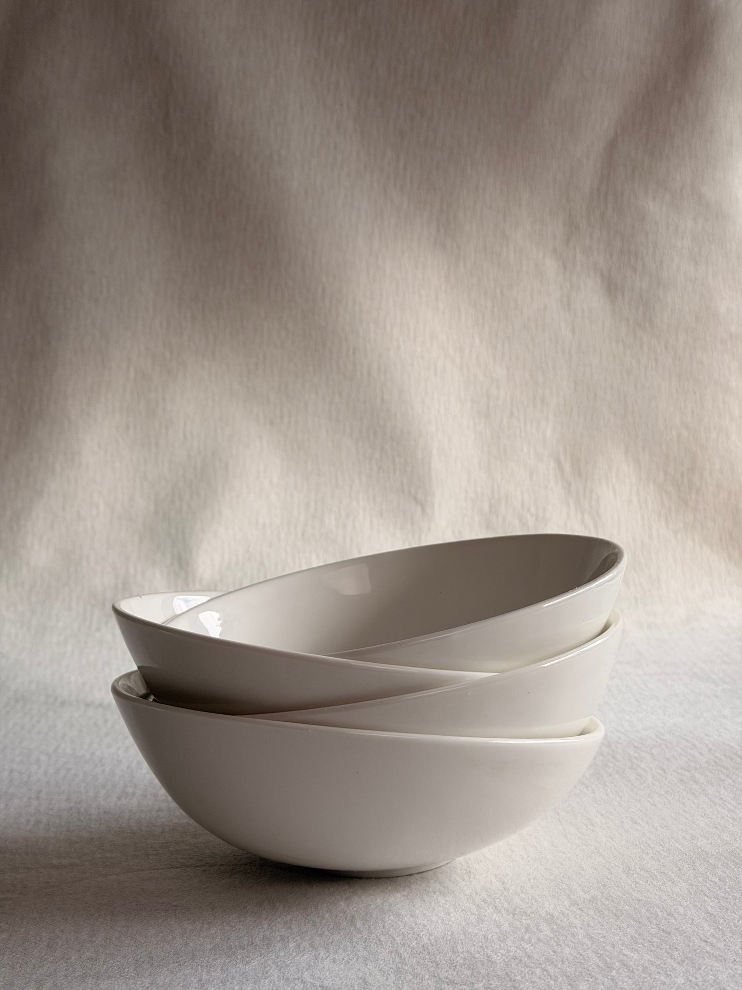 Asymmetrical Porcelain Dessert Bowl, Set of 4