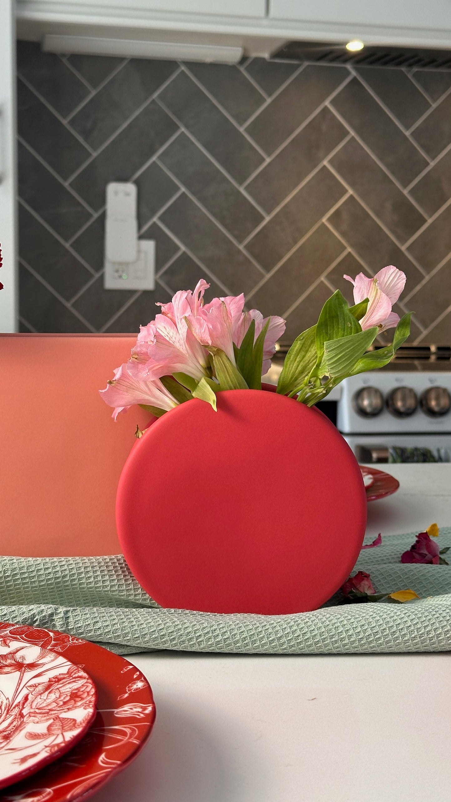 Ceramic Circle Bud Vases