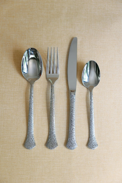Hammered Stainless Steel Silverware 12 Piece Set